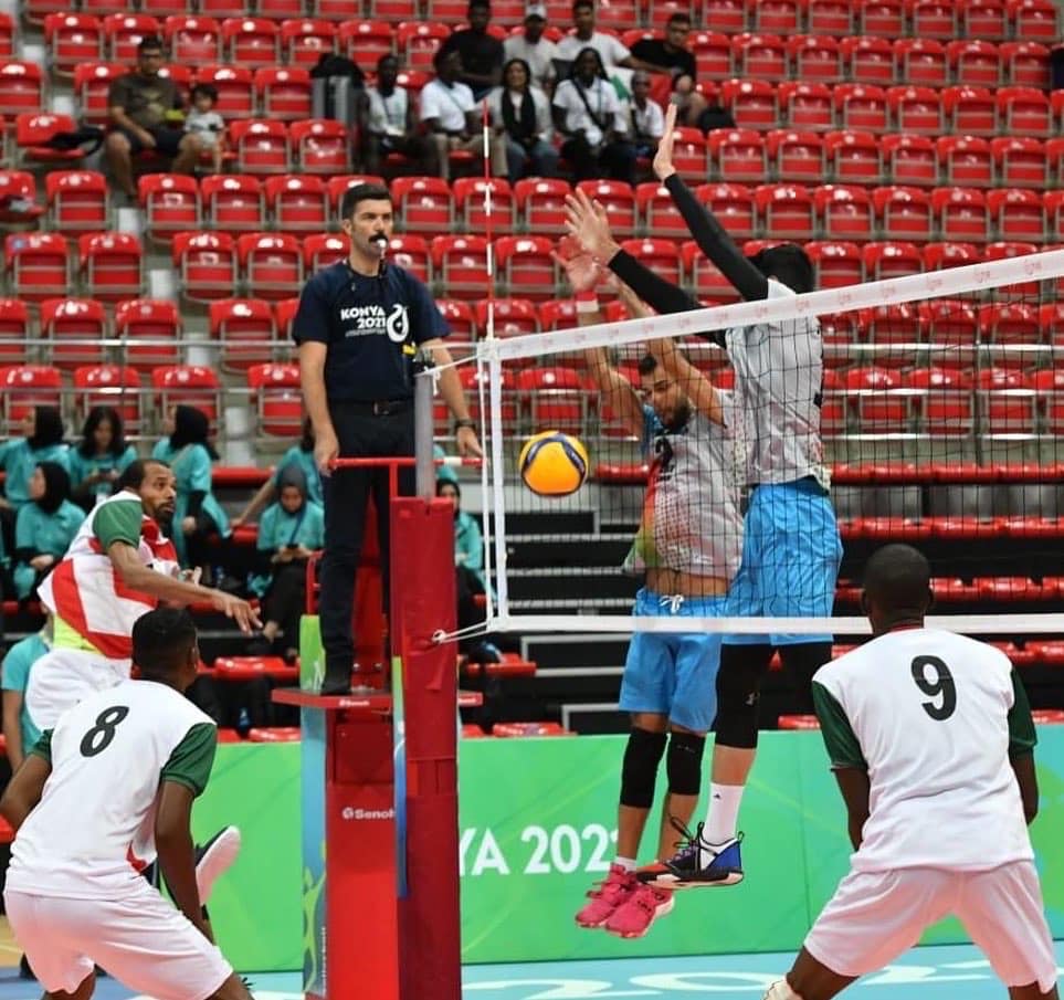 Kişi voleybolçularımız İslamiadaya qələbə ilə başladılar - FOTO